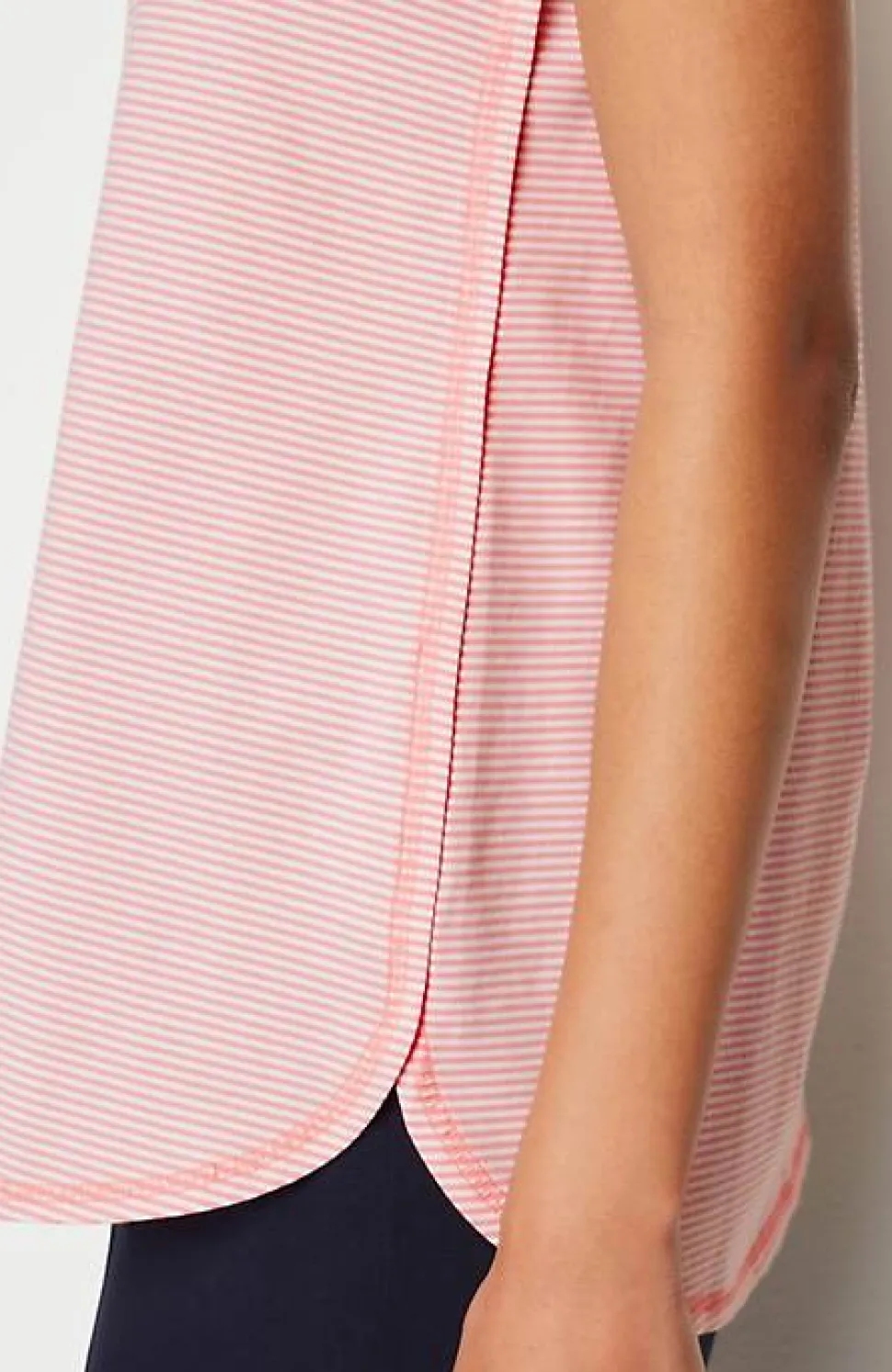 Fit Progress Pima-Stretch Shirttail Tee| Jjill
